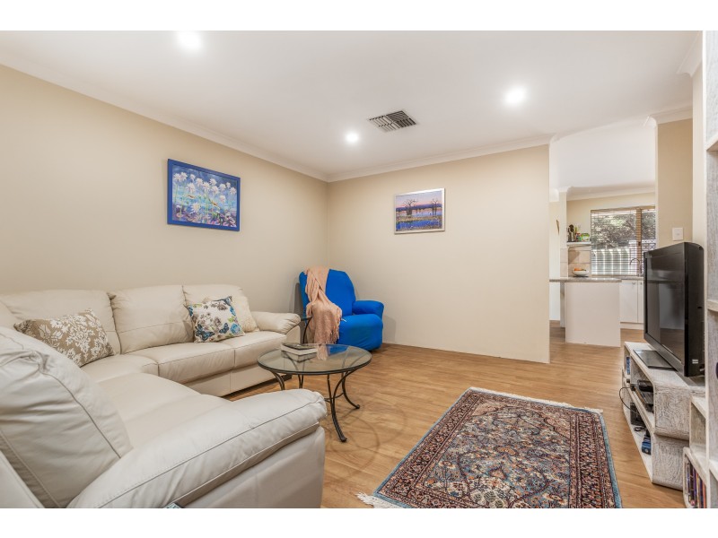 3A VALENCIA COURT, Alexander Heights WA 6064