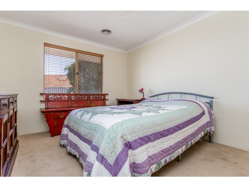 3A VALENCIA COURT, Alexander Heights WA 6064