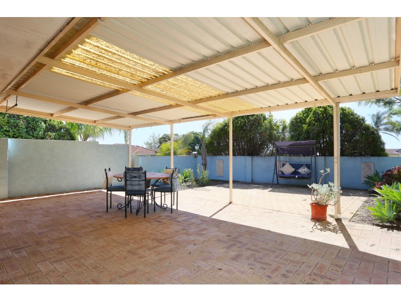 3A VALENCIA COURT, Alexander Heights WA 6064