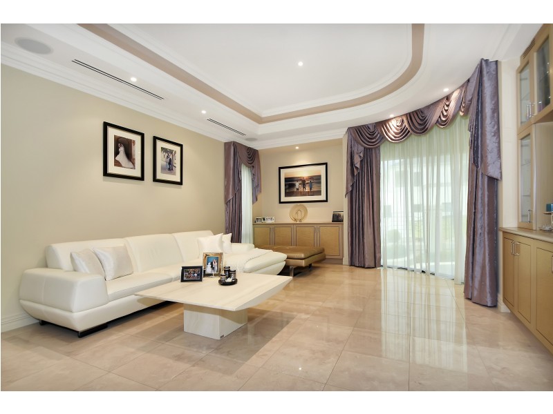 2 BYERS LANE, Dianella WA 6059