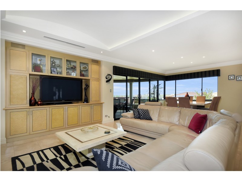 2 BYERS LANE, Dianella WA 6059