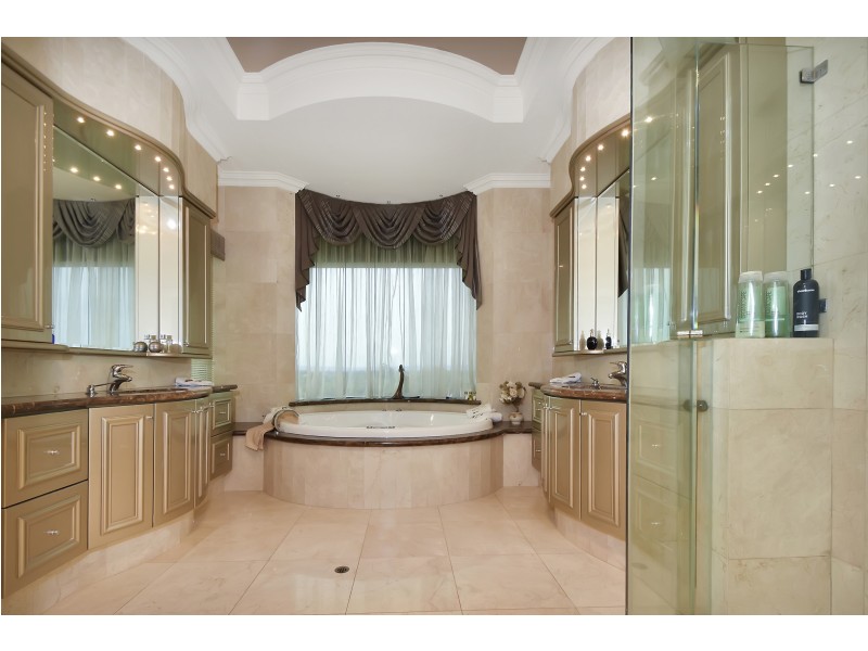 2 BYERS LANE, Dianella WA 6059