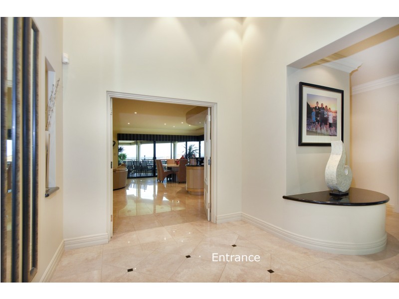 2 BYERS LANE, Dianella WA 6059