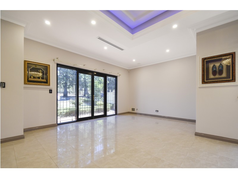 3 GILFILLAN GREEN, Dianella WA 6059