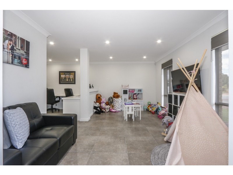 3 ROSEATE COURT, Ballajura WA 6066