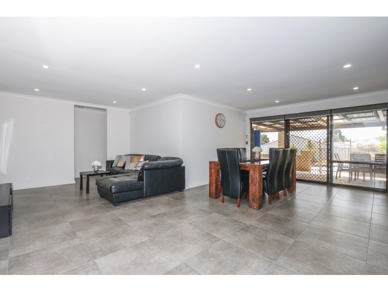 3 ROSEATE COURT, Ballajura WA 6066