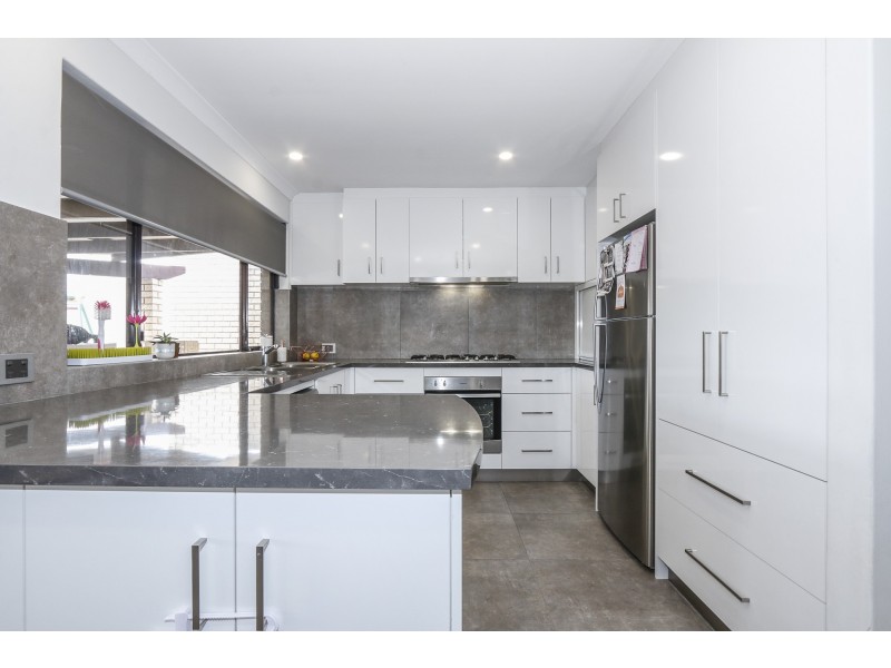 3 ROSEATE COURT, Ballajura WA 6066