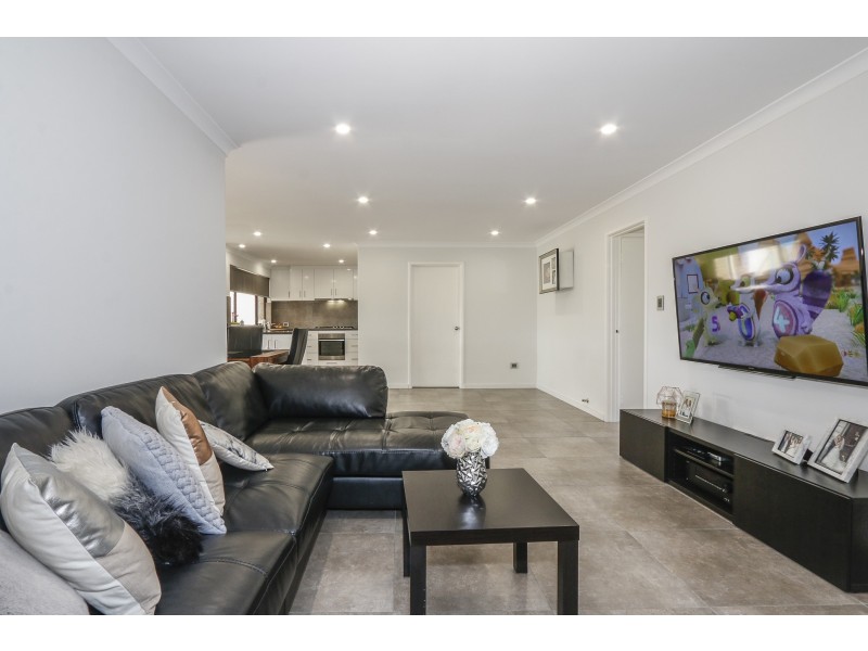 3 ROSEATE COURT, Ballajura WA 6066