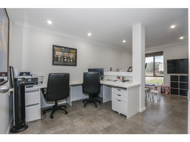 3 ROSEATE COURT, Ballajura WA 6066