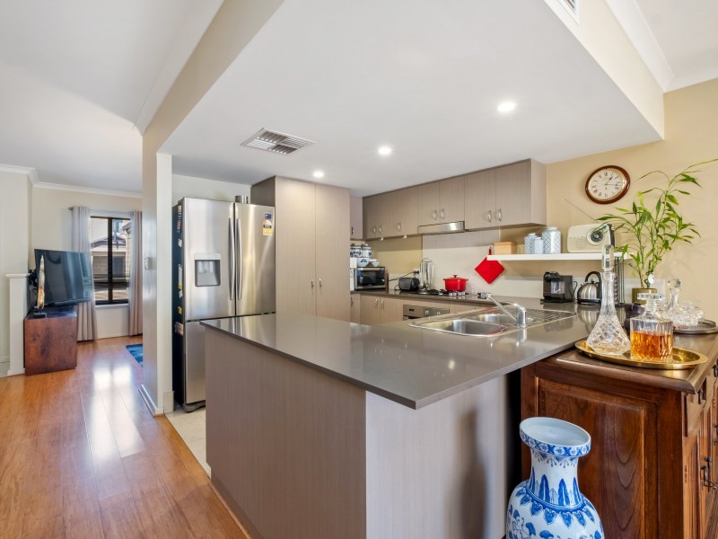 30/68 FISHER STREET, Belmont WA 6104