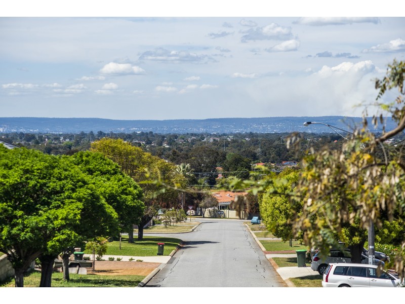 148 HAYES AVENUE, Dianella WA 6059