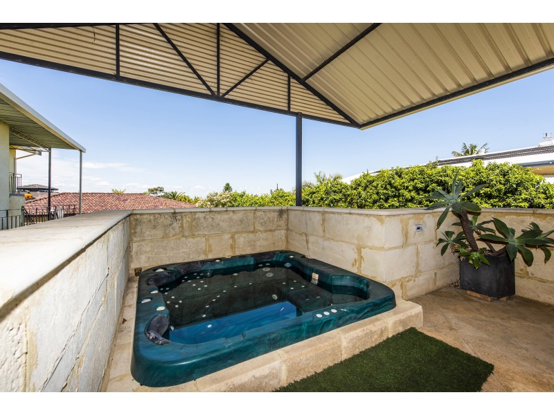 148 HAYES AVENUE, Dianella WA 6059