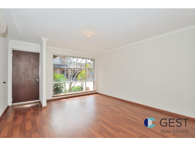 11C BLACKADDER ROAD, Swan View WA 6056