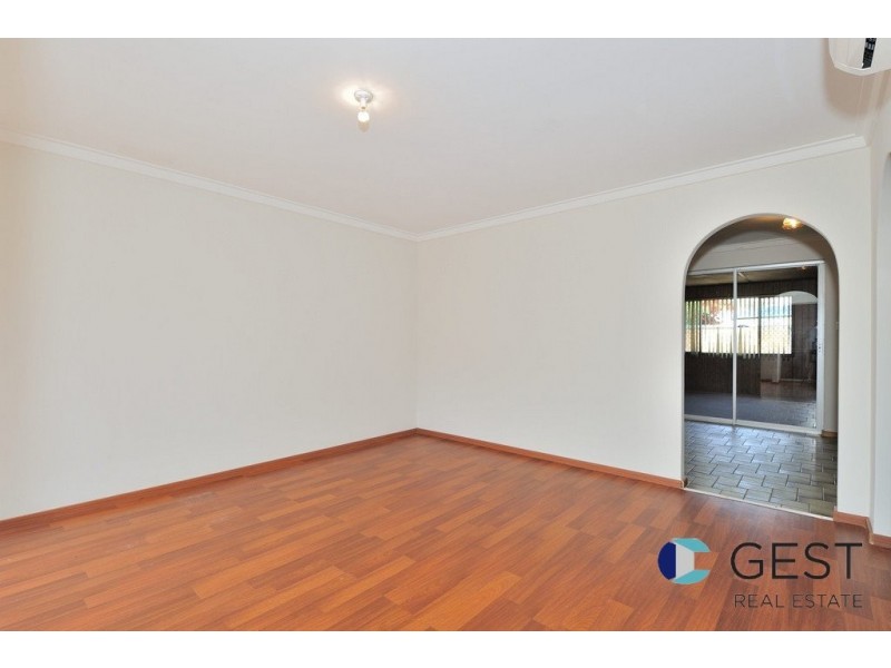 11C BLACKADDER ROAD, Swan View WA 6056