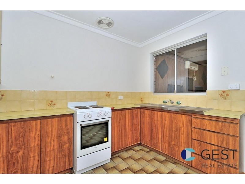 11C BLACKADDER ROAD, Swan View WA 6056
