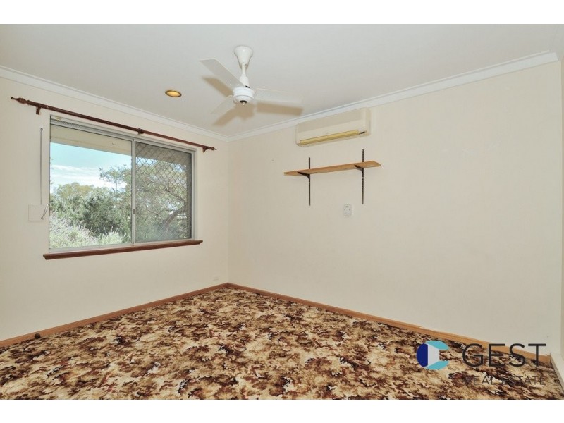 11C BLACKADDER ROAD, Swan View WA 6056