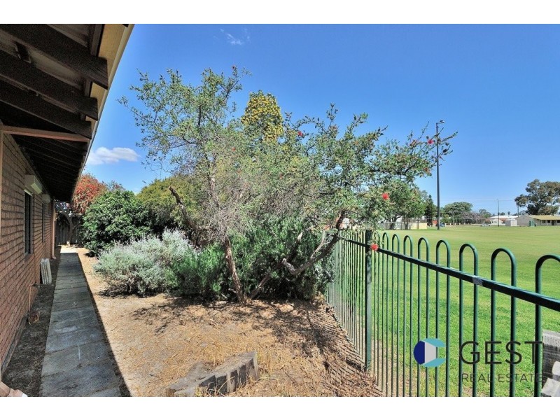 11C BLACKADDER ROAD, Swan View WA 6056