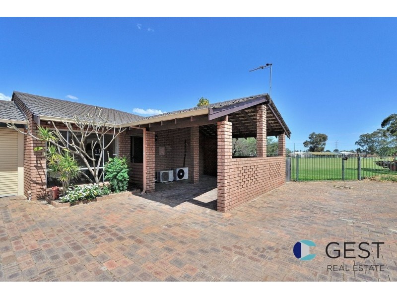 11C BLACKADDER ROAD, Swan View WA 6056