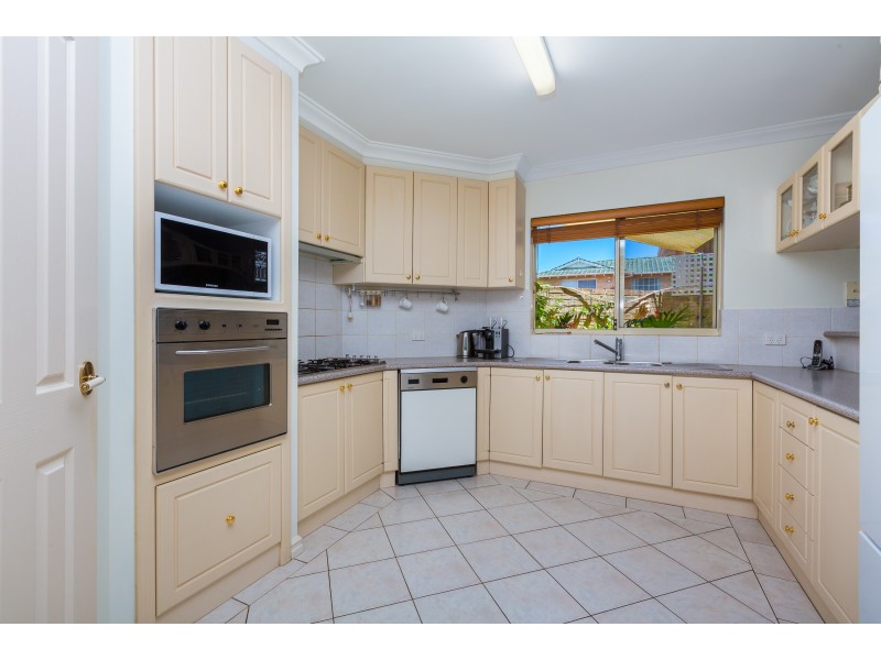 1/109 HAYES AVENUE, Yokine WA 6060