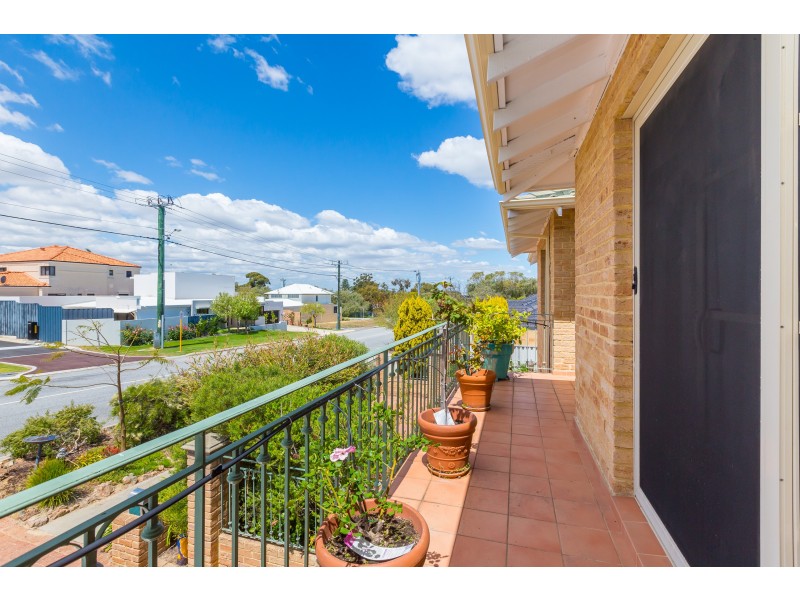 1/109 HAYES AVENUE, Yokine WA 6060