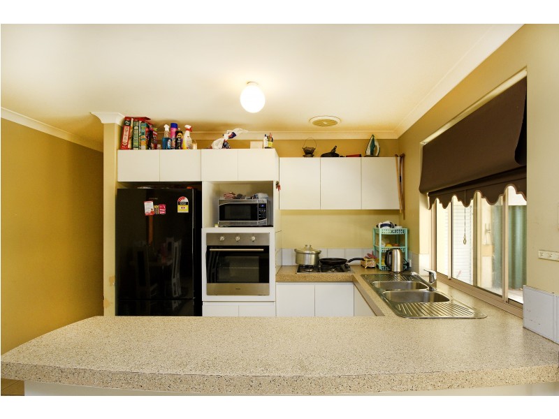 4 BENIA RISE, Alexander Heights WA 6064