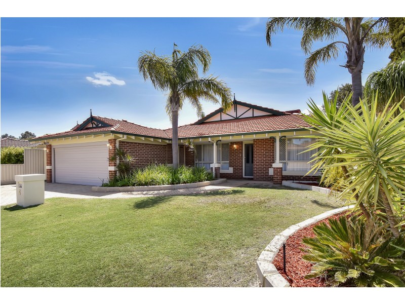 4 RAINTREE RISE, Marangaroo WA 6064