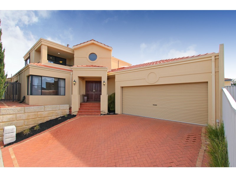 26 WOODROFFE PLACE, Alexander Heights WA 6064