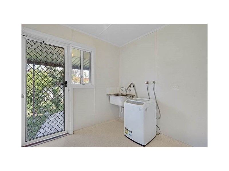 53 BURNHAM WAY, Girrawheen WA 6064