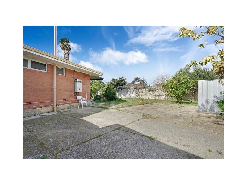 53 BURNHAM WAY, Girrawheen WA 6064