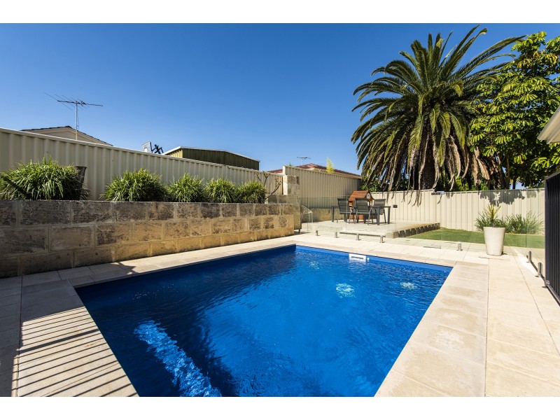 70 ASHINGTON STREET, Dianella WA 6059