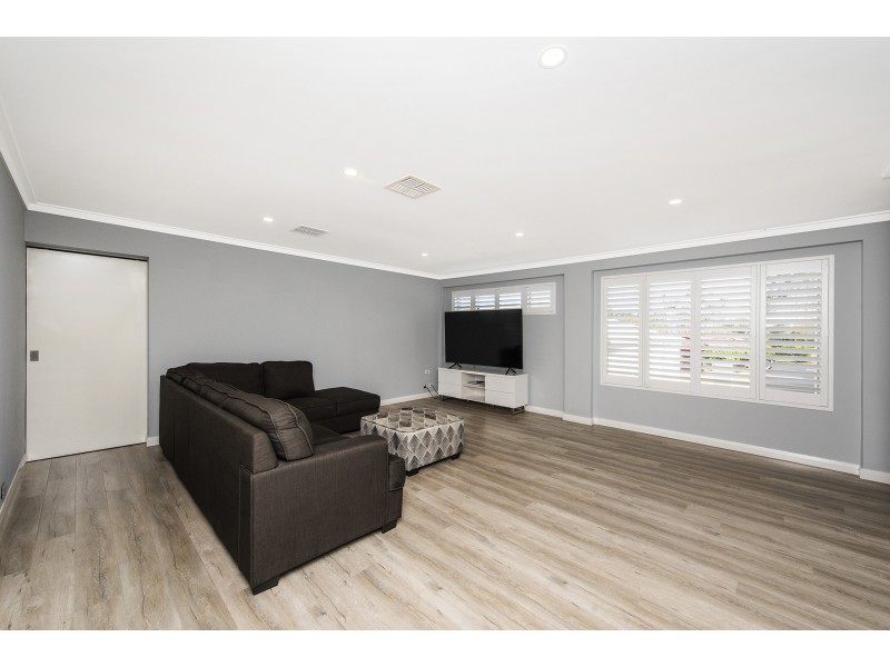 70 ASHINGTON STREET, Dianella WA 6059