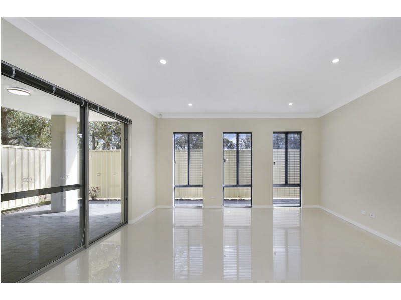 Unit 8/33 Ferguson Street, Middle Swan WA 6056