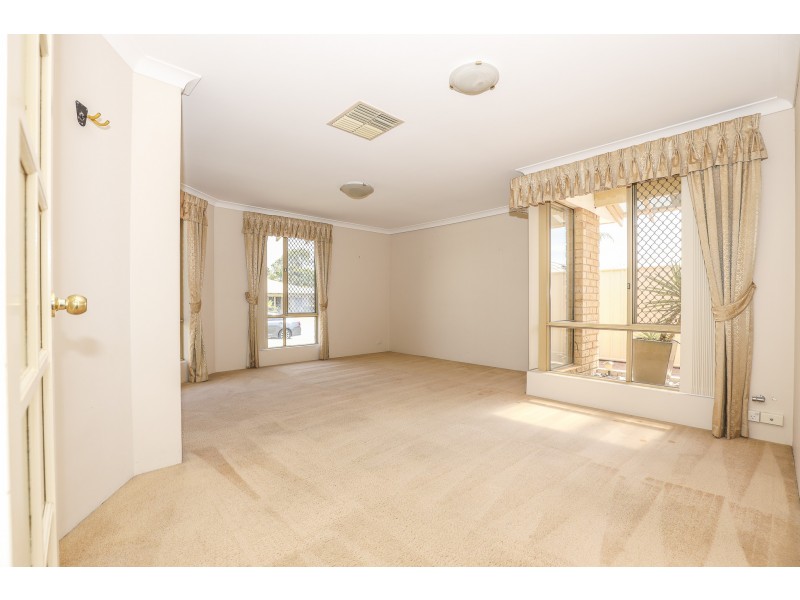 31 BERMUDA DRIVE, Ballajura WA 6066