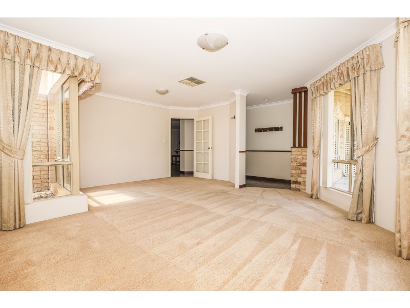 31 BERMUDA DRIVE, Ballajura WA 6066