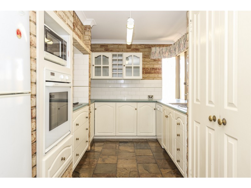 31 BERMUDA DRIVE, Ballajura WA 6066