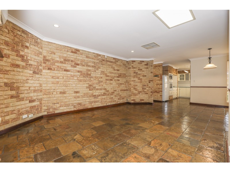 31 BERMUDA DRIVE, Ballajura WA 6066