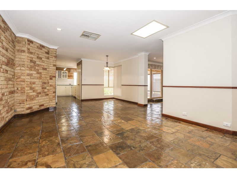 31 BERMUDA DRIVE, Ballajura WA 6066