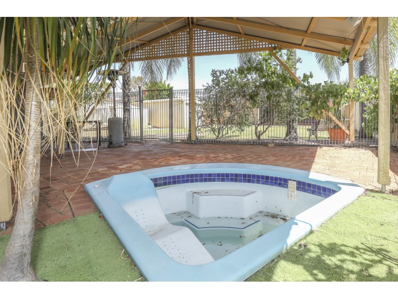 31 BERMUDA DRIVE, Ballajura WA 6066