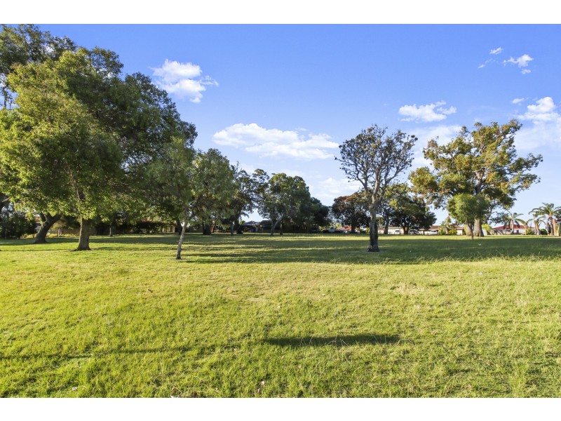 14 TENERIFFE PLACE, Mirrabooka WA 6061