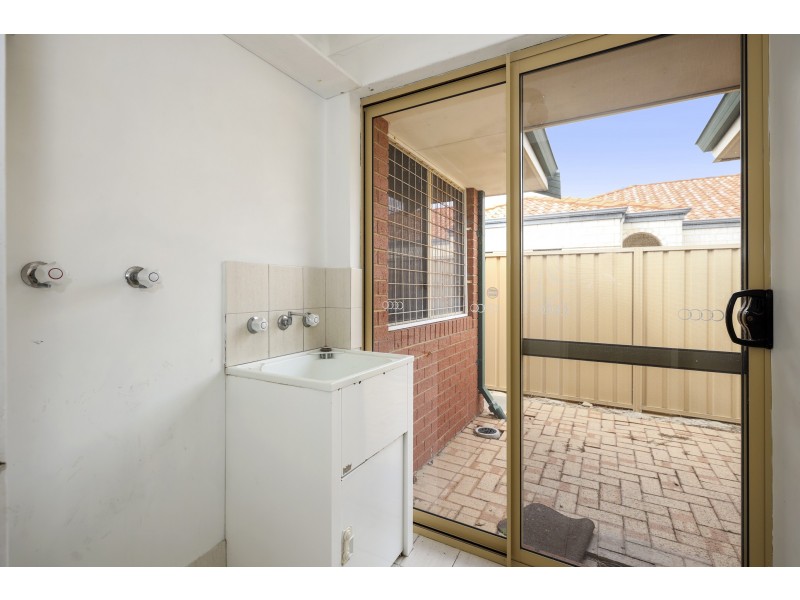 5A CANTERBURY COURT, Nollamara WA 6061