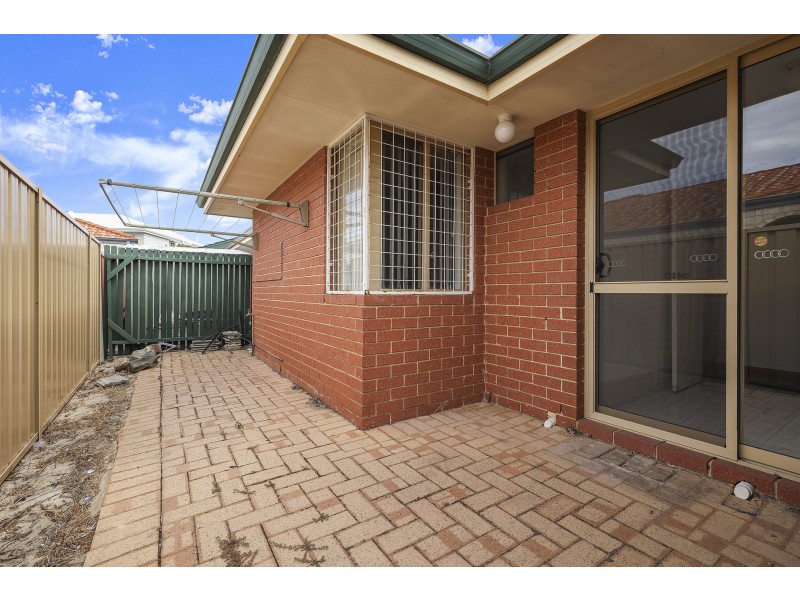 5A CANTERBURY COURT, Nollamara WA 6061