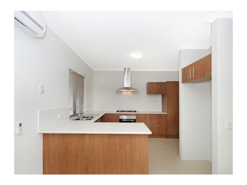 11 Ollave Circuit, Aveley WA 6069