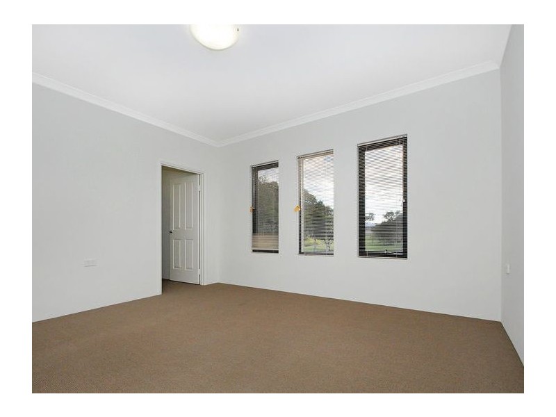 11 Ollave Circuit, Aveley WA 6069