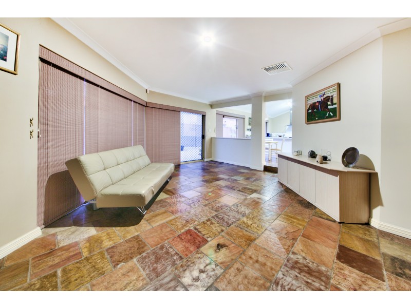 161 SUMMERLAKES PARADE, Ballajura WA 6066