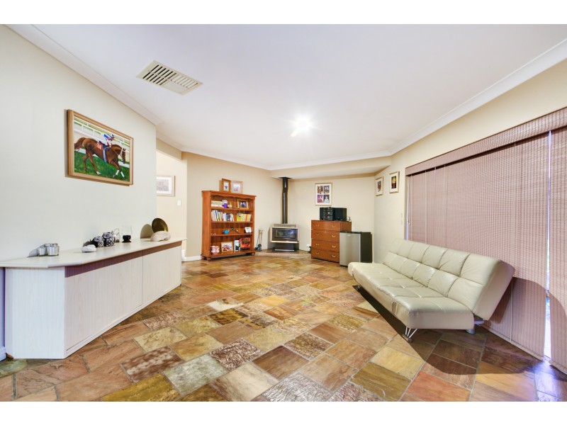 161 SUMMERLAKES PARADE, Ballajura WA 6066