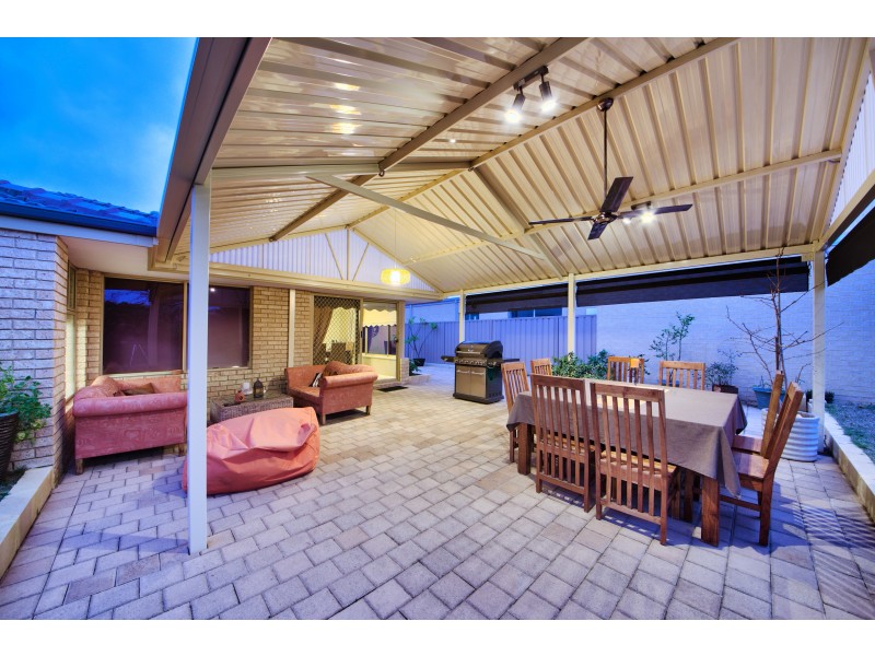161 SUMMERLAKES PARADE, Ballajura WA 6066