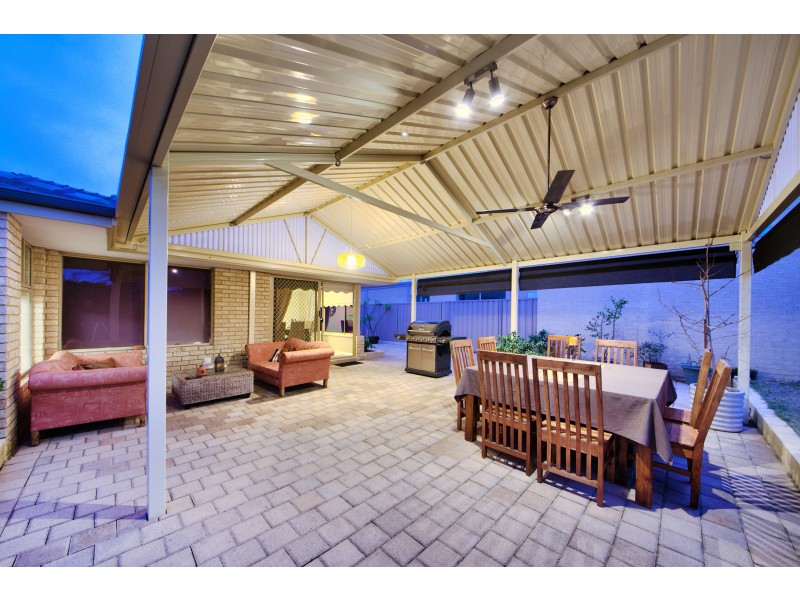 161 SUMMERLAKES PARADE, Ballajura WA 6066