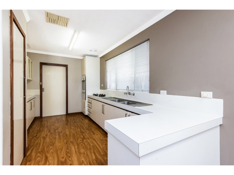 21 HANNABY STREET, Dianella WA 6059