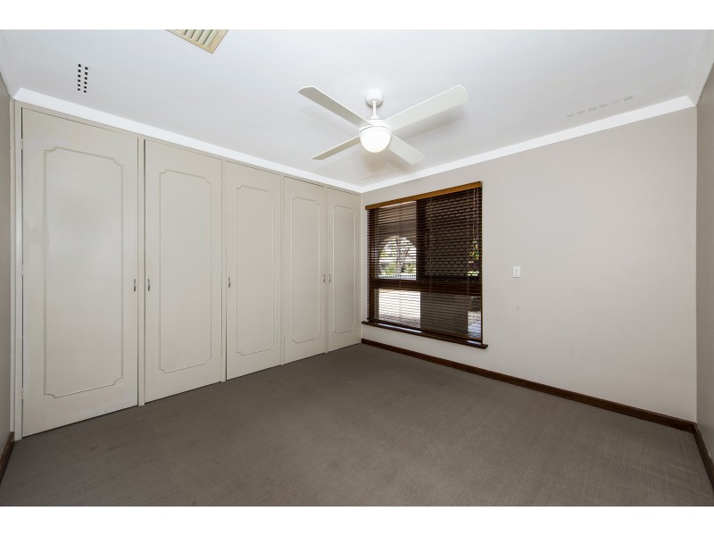 21 HANNABY STREET, Dianella WA 6059