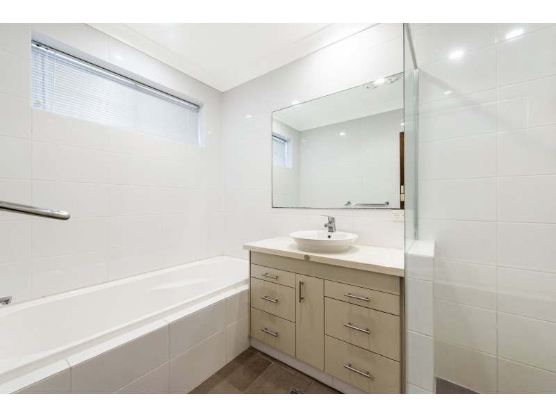 21 HANNABY STREET, Dianella WA 6059